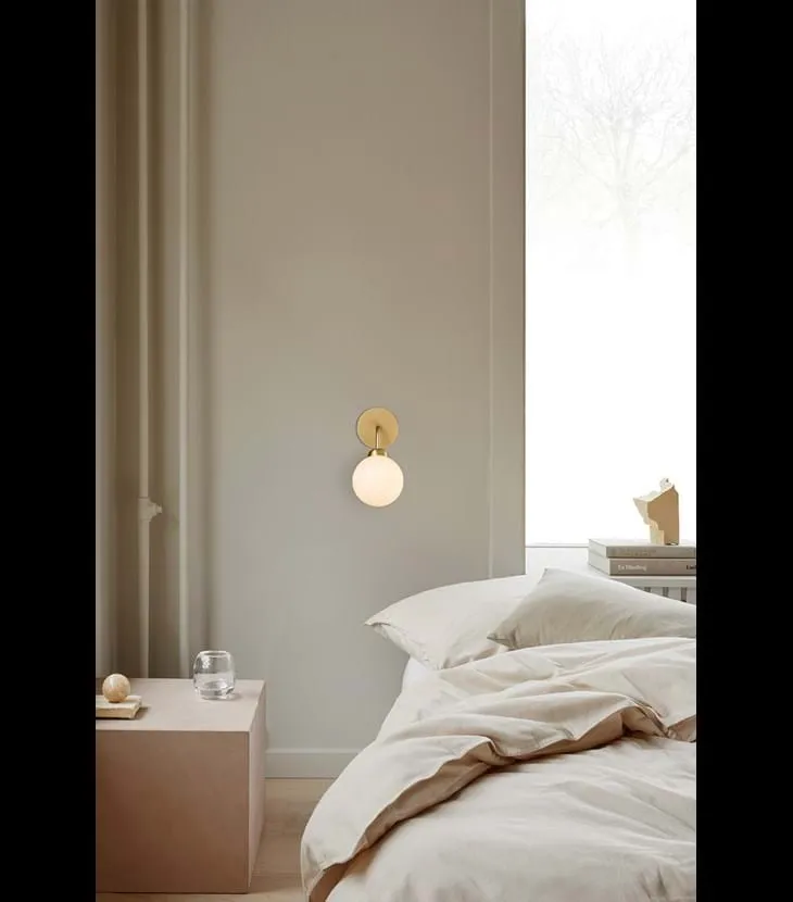 Apiales Wall Lamp