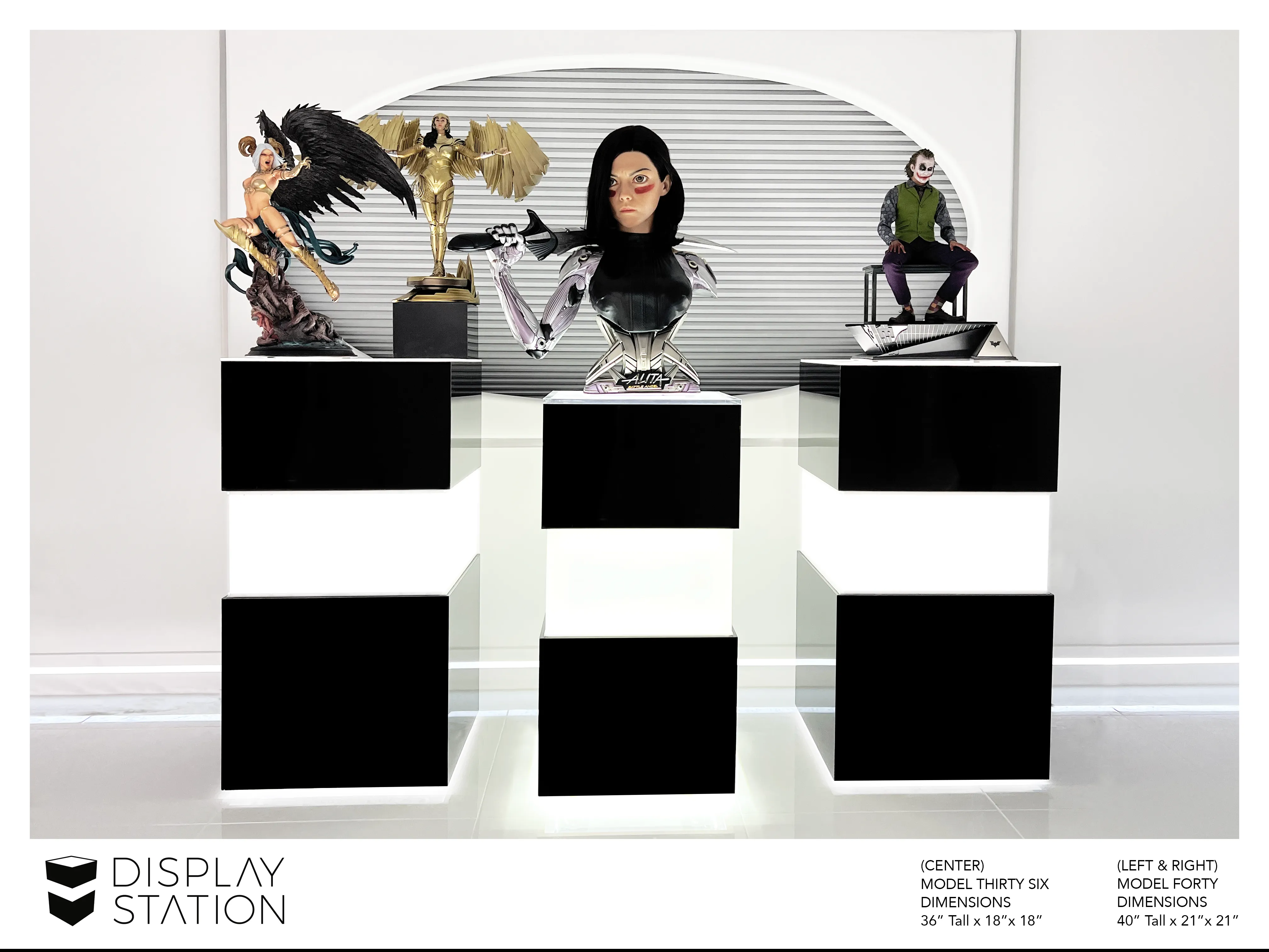 Black Light-Up Pedestal by DisplayStation