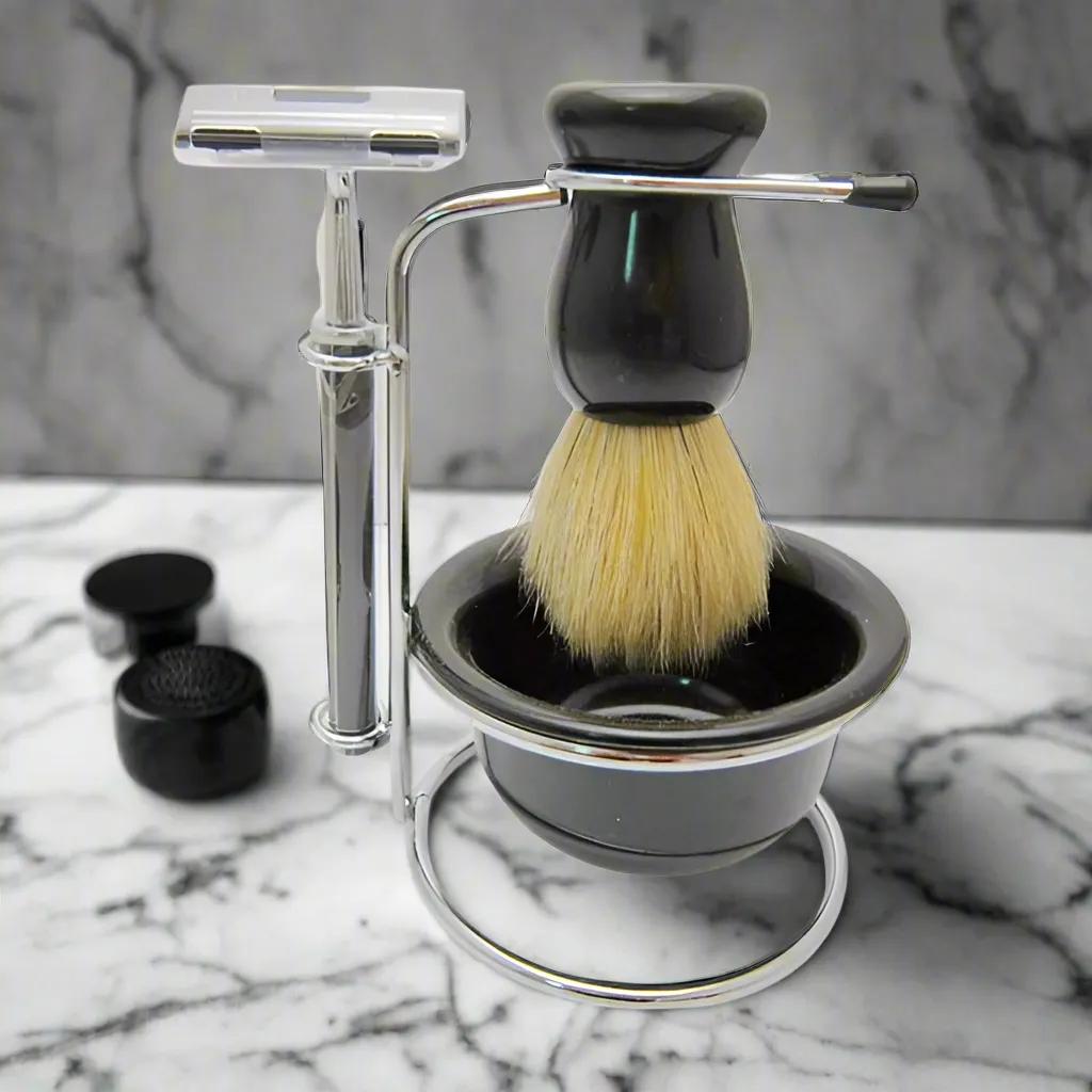 Mens Traditional 8pc Shaving kit In Black