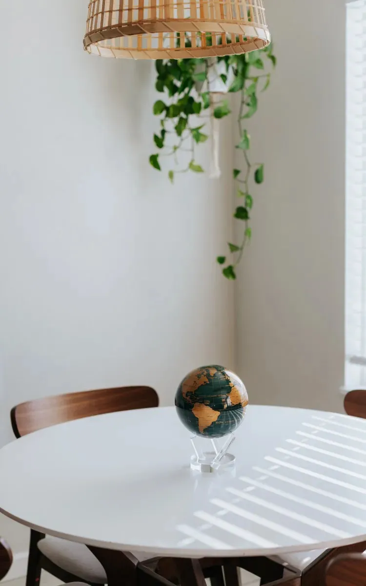 MOVA Globe - Green & Gold