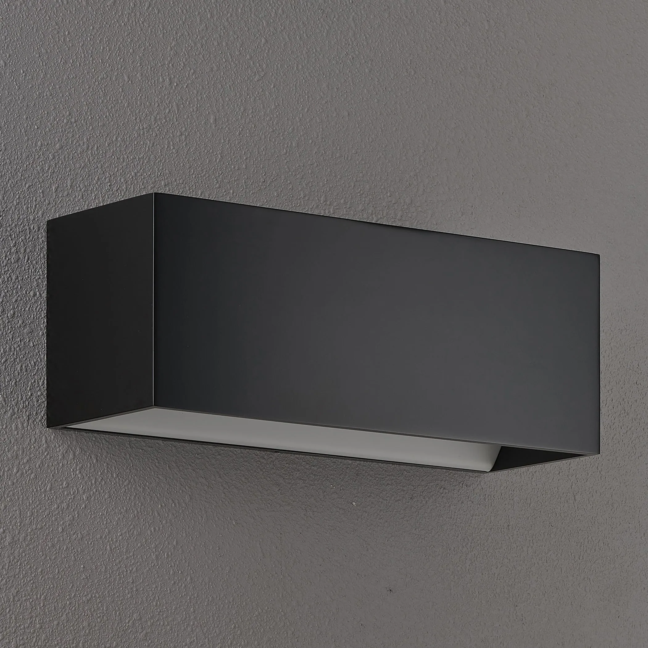 QB2 Wall Sconce
