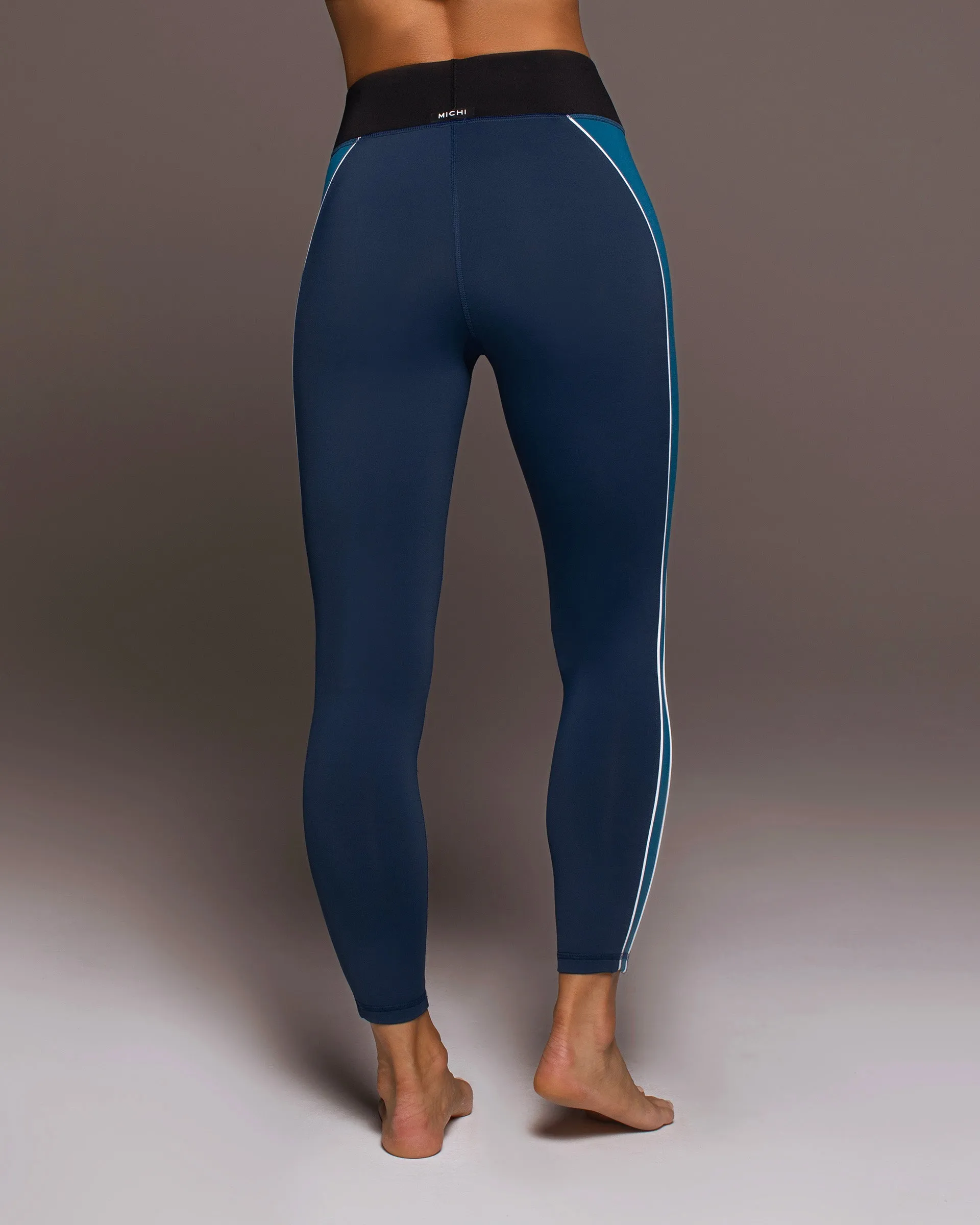 Wander Legging